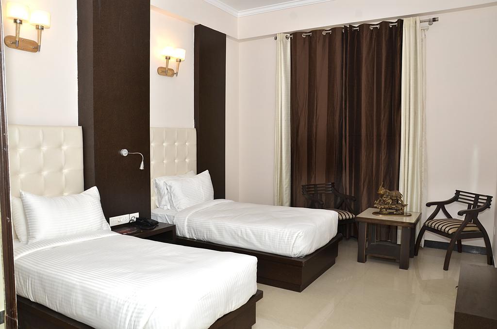 Hotel Crimson Palace Agra (Uttar Pradesh) Quarto foto