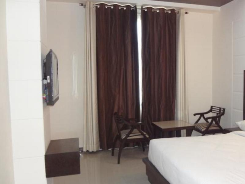 Hotel Crimson Palace Agra (Uttar Pradesh) Exterior foto