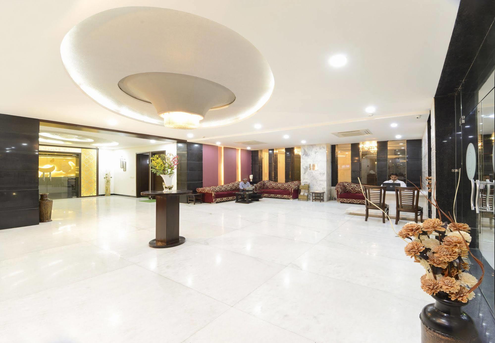 Hotel Crimson Palace Agra (Uttar Pradesh) Exterior foto