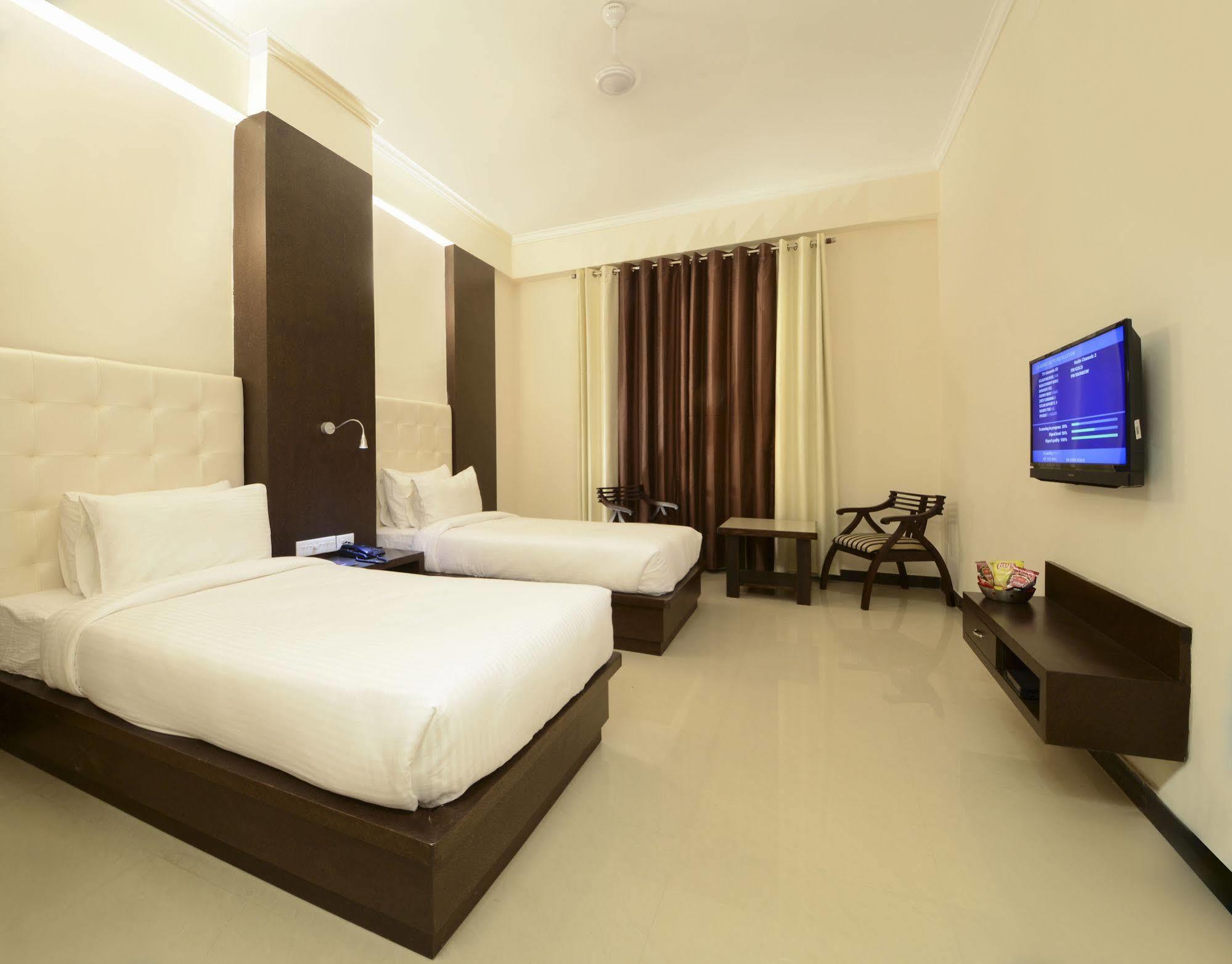 Hotel Crimson Palace Agra (Uttar Pradesh) Exterior foto